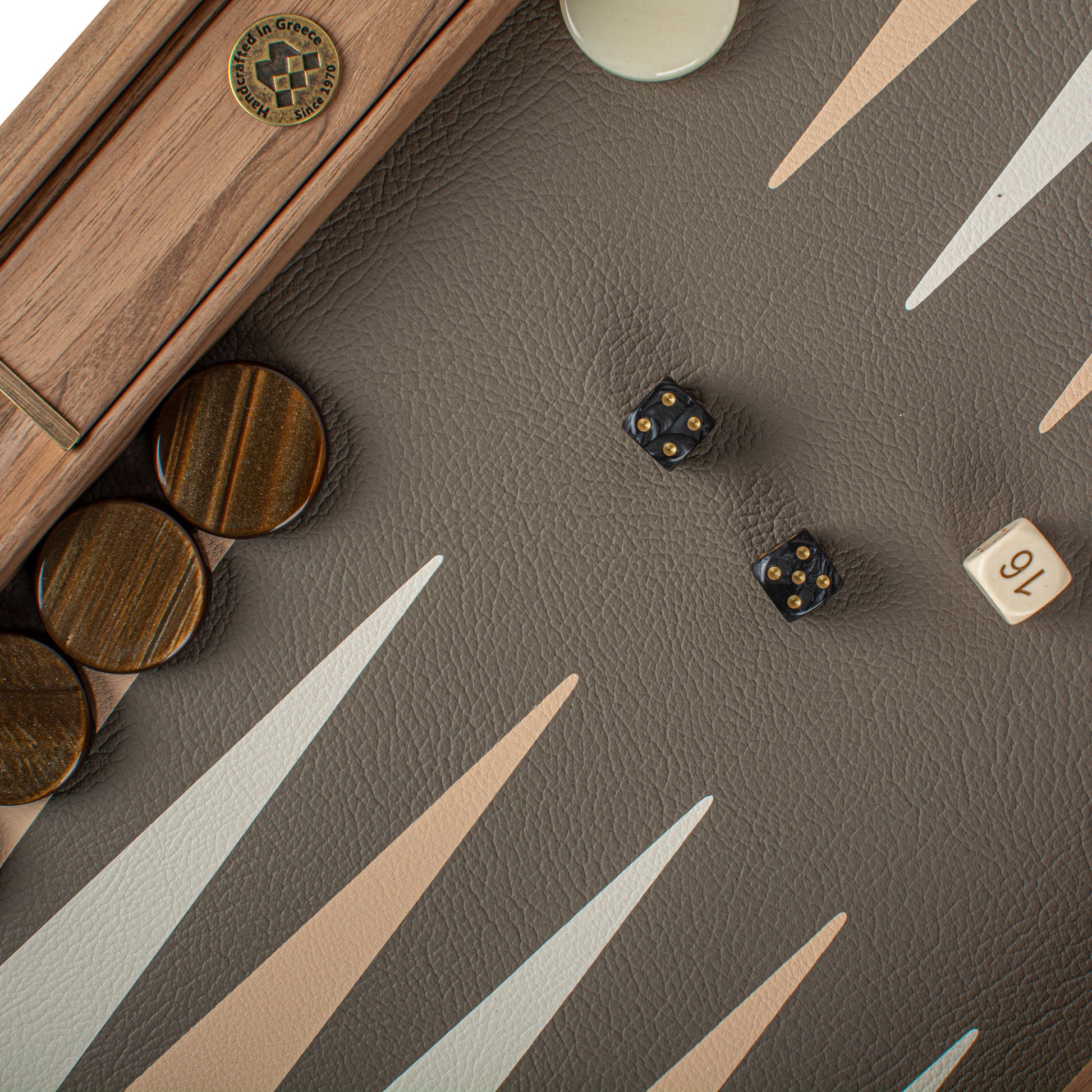 Premium Handcrafted Leatherette Crocodile Tote Backgammon Set - Grey Beige, Ivory & Sand - Premium Backgammon from MANOPOULOS Chess & Backgammon - Just €215! Shop now at MANOPOULOS Chess & Backgammon