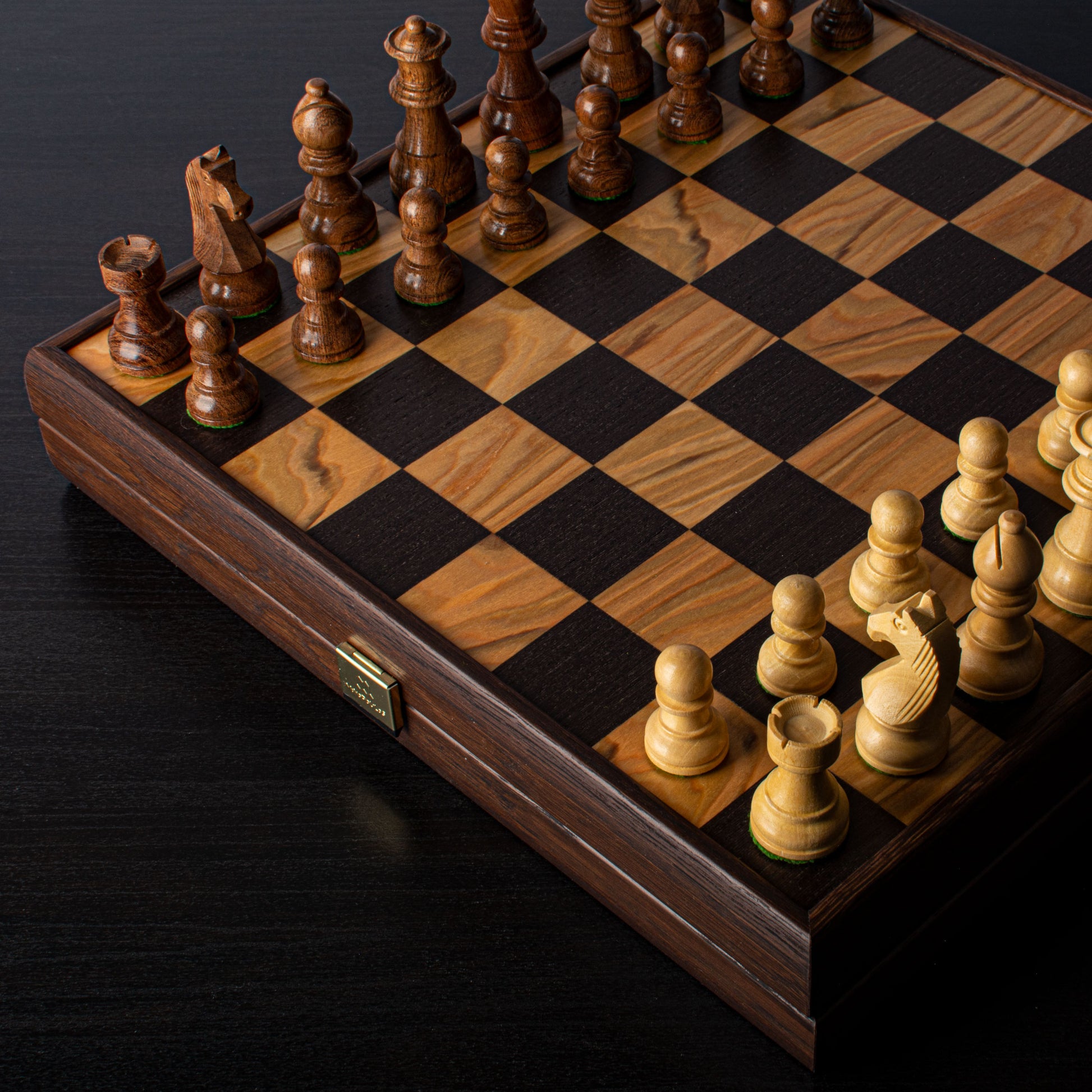 Handcrafted Olive Burl Chess Set - 35x35cm with Premium Staunton Chessmen (7.6cm King) - Premium Chess from MANOPOULOS Chess & Backgammon - Just €169! Shop now at MANOPOULOS Chess & Backgammon