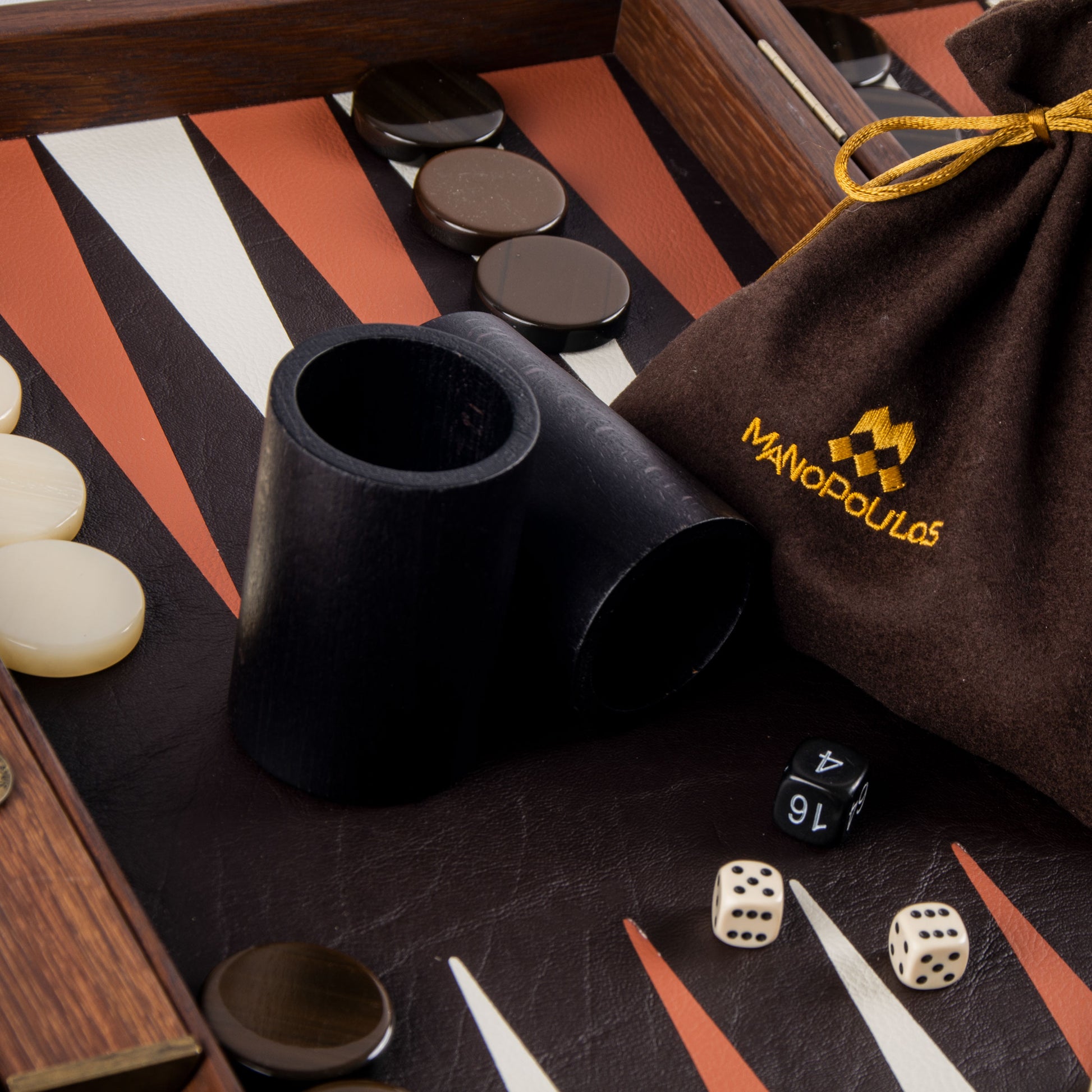 CROCODILE TOTE in ANTIQUE BROWN LEATHER Backgammon - Premium Backgammon from MANOPOULOS Chess & Backgammon - Just €519! Shop now at MANOPOULOS Chess & Backgammon
